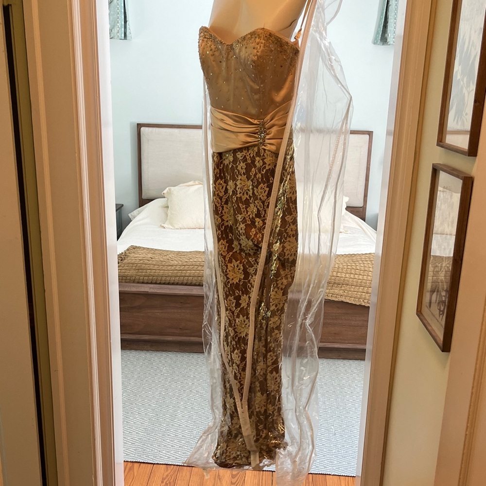 Elegant Gold Lace Prom Dress